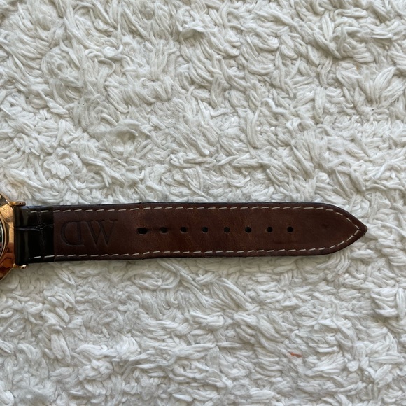 Daniel Wellington Rose Gold Classic York watch 36mm - Picture 11 of 17